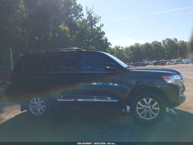 2021 TOYOTA LAND CRUISER 12