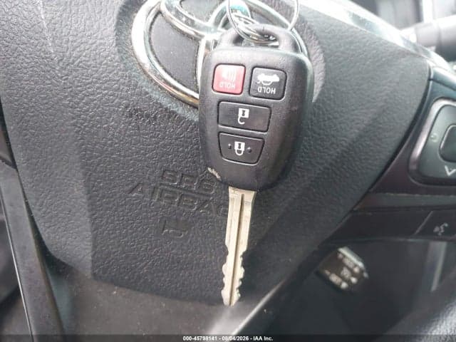 2017 TOYOTA CAMRY LE 11