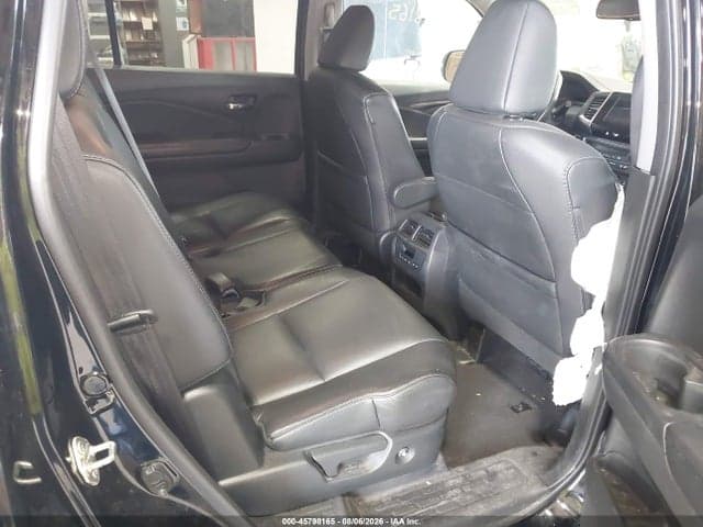 2017 HONDA PILOT EX-L 8