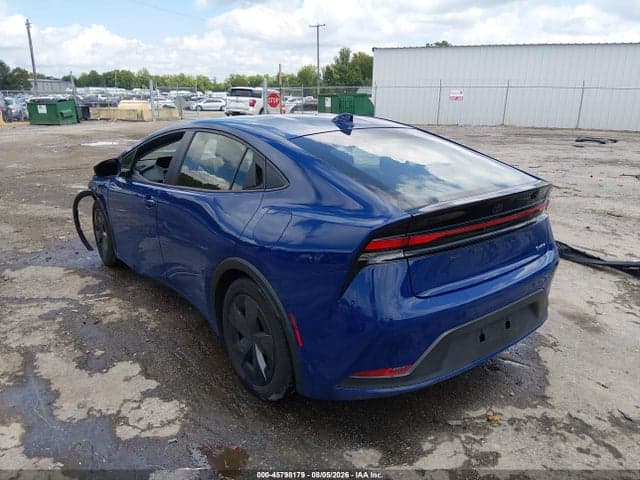 2025 TOYOTA PRIUS LE 3