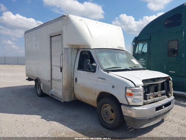 2021 FORD E-350 CUTAWAY 1
