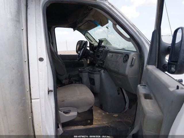 2021 FORD E-350 CUTAWAY 5