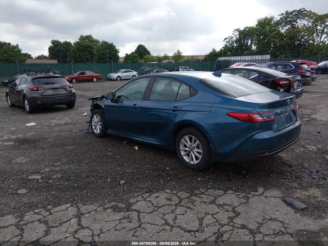 2025 TOYOTA CAMRY LE 3