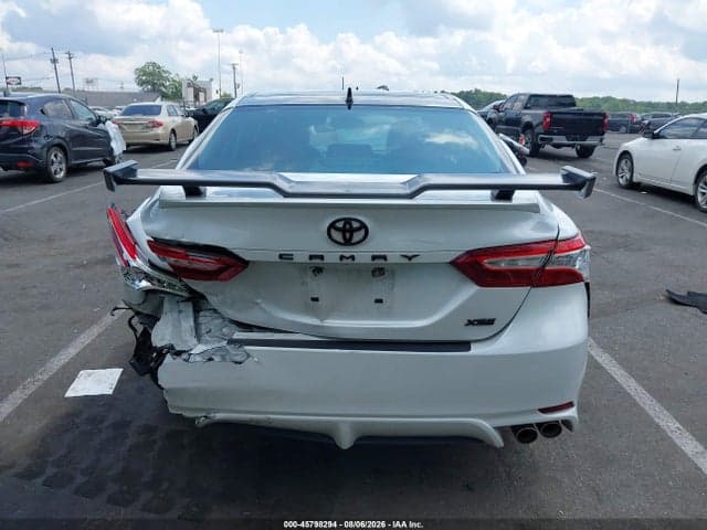 2020 TOYOTA CAMRY XSE 16