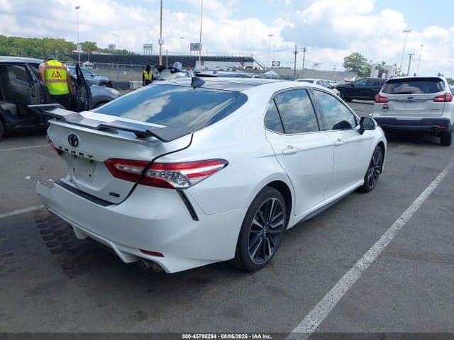 2020 TOYOTA CAMRY XSE 4