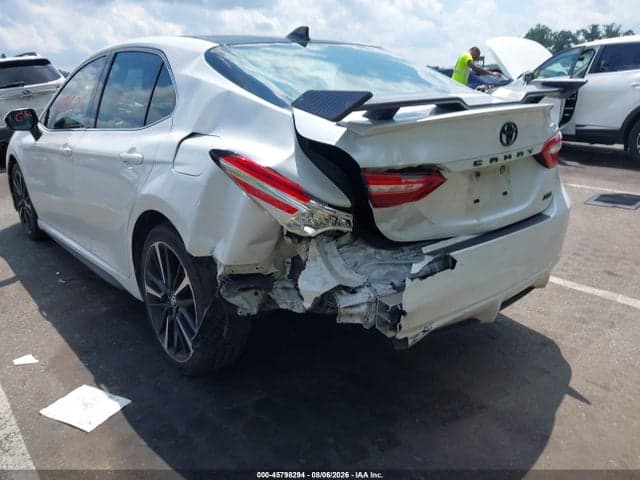 2020 TOYOTA CAMRY XSE 6