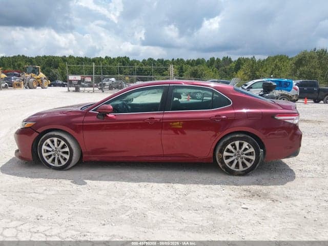 2018 TOYOTA CAMRY LE 15