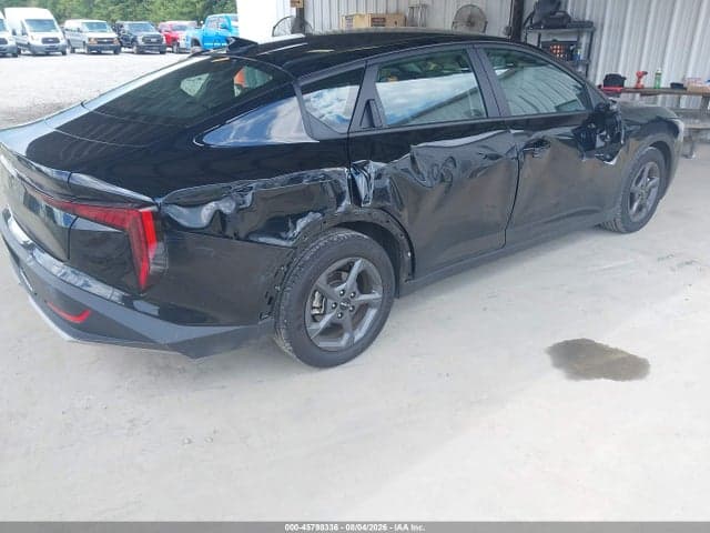 2025 KIA K4 LXS 4