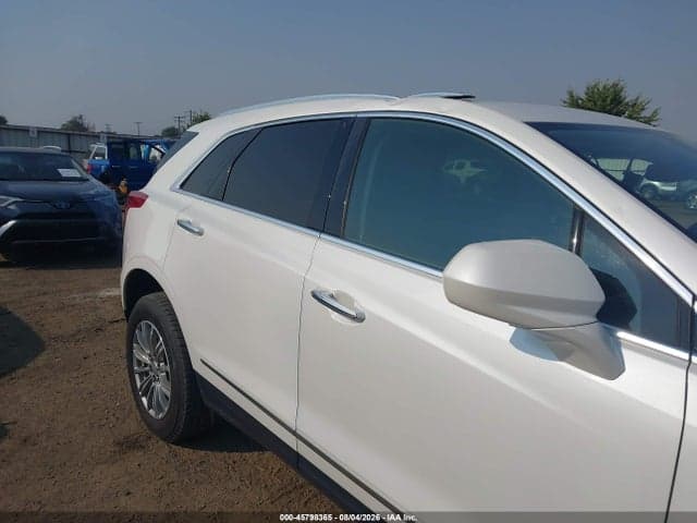 2018 CADILLAC XT5 LUXURY 17