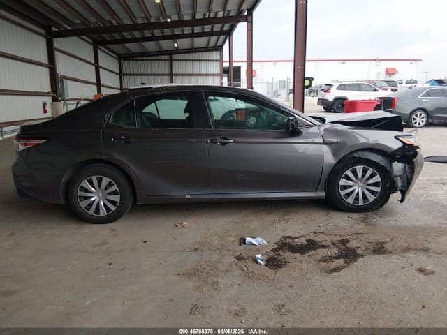 2018 TOYOTA CAMRY HYBRID LE 14
