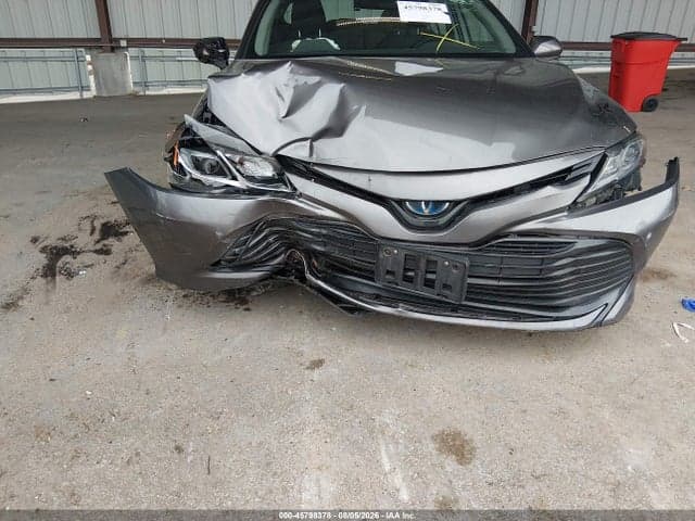 2018 TOYOTA CAMRY HYBRID LE 6