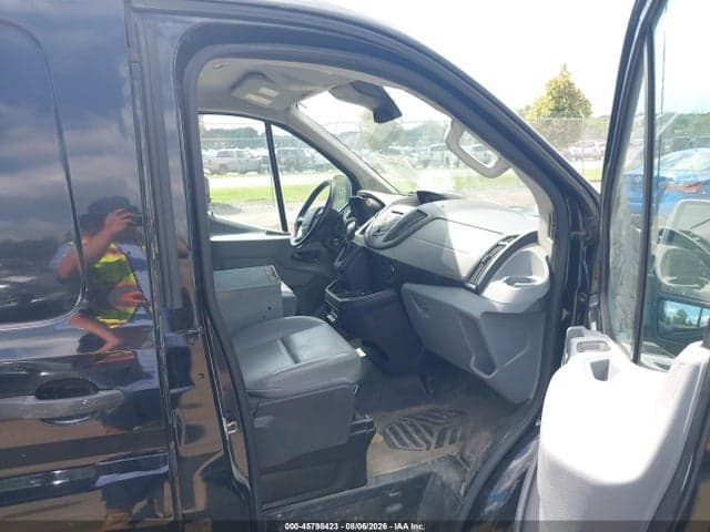 2017 FORD TRANSIT-150 5