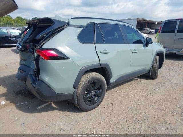 2022 TOYOTA RAV4 XLE 4