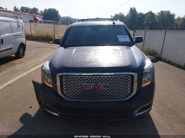 2017 GMC YUKON DENALI 13