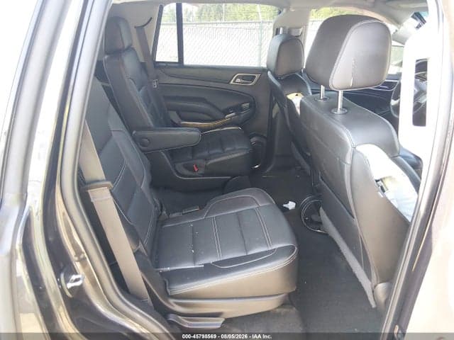 2017 GMC YUKON DENALI 8