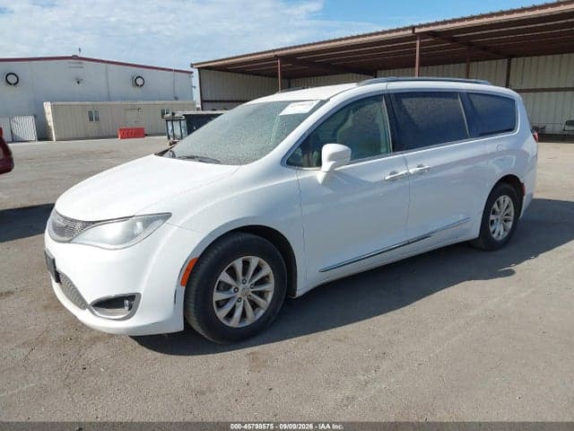 2019 CHRYSLER PACIFICA TOURING L 2