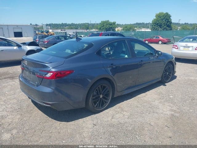 2026 TOYOTA CAMRY SE 4