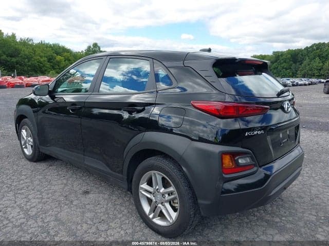 2021 HYUNDAI KONA SE 3