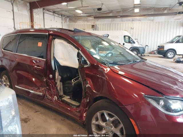 2017 CHRYSLER PACIFICA LIMITED 6