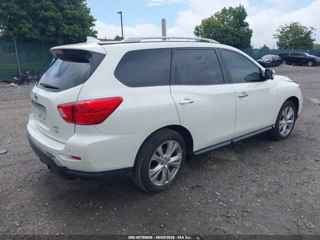 2019 NISSAN PATHFINDER SL 4