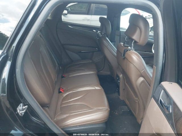2017 LINCOLN MKC RESERVE 8