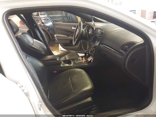2018 CHRYSLER 300 300S 5