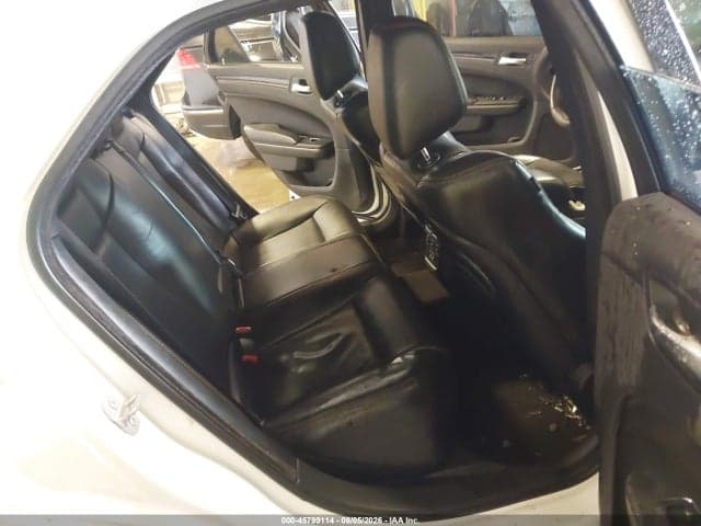 2018 CHRYSLER 300 300S 8
