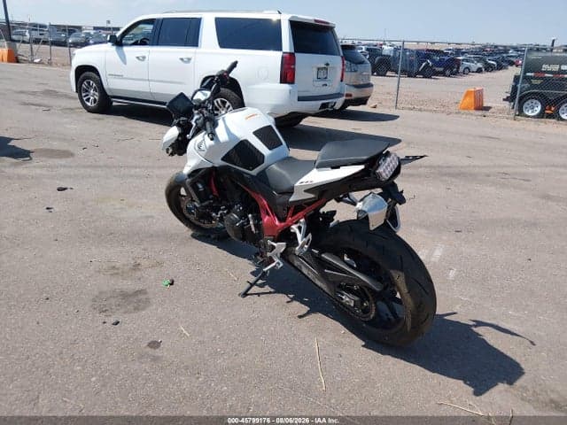 2025 HONDA CB750 A 3