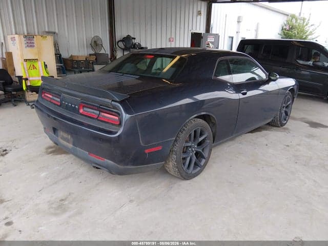 2019 DODGE CHALLENGER SXT 4