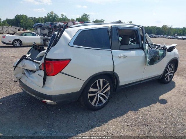 2017 HONDA PILOT TOURING 4
