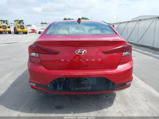 2020 HYUNDAI ELANTRA SEL 16