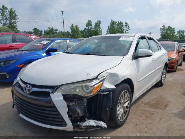 2017 TOYOTA CAMRY LE 2