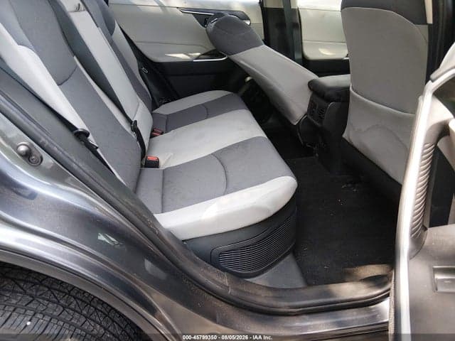 2022 TOYOTA RAV4 HYBRID XLE 8