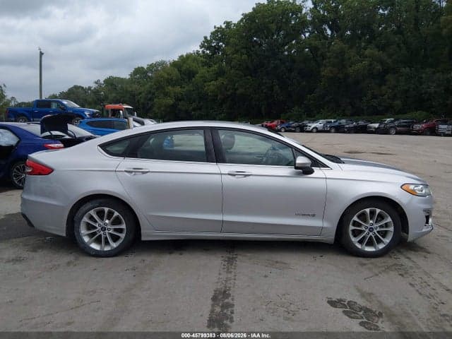 2019 FORD FUSION HYBRID SE 13