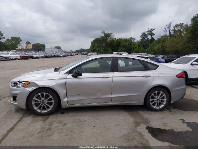 2019 FORD FUSION HYBRID SE 14
