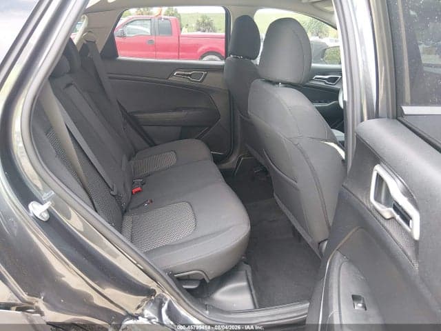 2023 KIA SPORTAGE LX 8