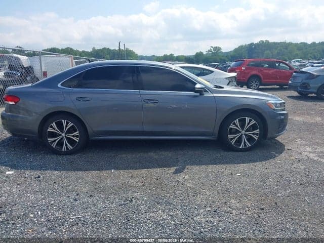 2021 VOLKSWAGEN PASSAT 2.0T SE 13