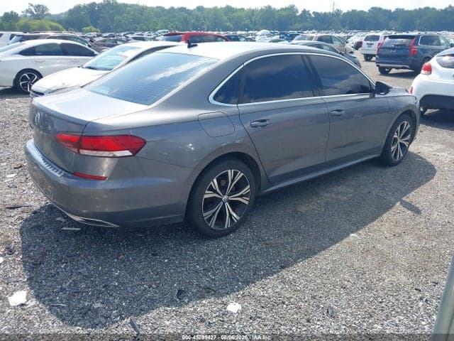 2021 VOLKSWAGEN PASSAT 2.0T SE 4