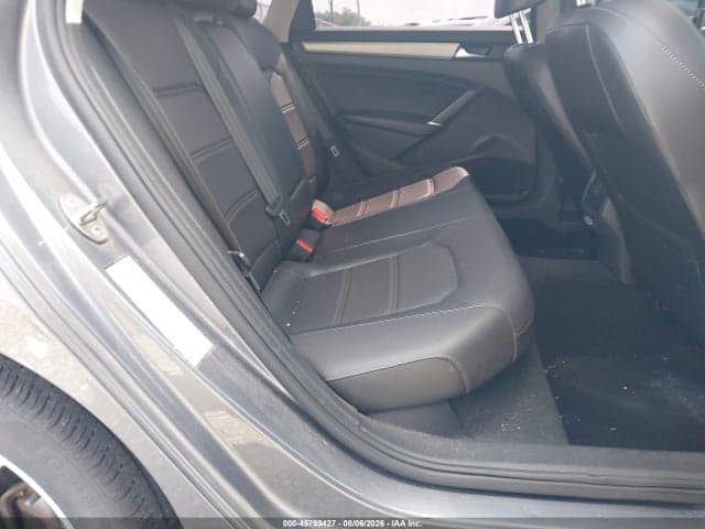 2021 VOLKSWAGEN PASSAT 2.0T SE 8