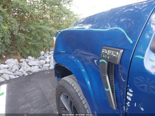 2022 FORD F-150 LARIAT 19