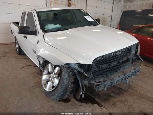 2018 RAM 1500 EXPRESS 4X4 6'4 BOX 6