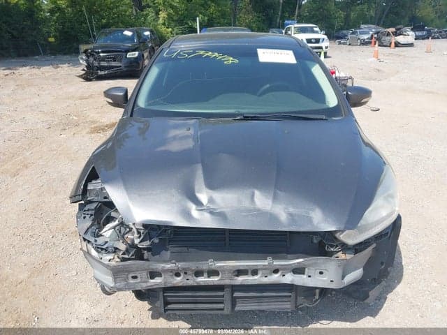 2017 FORD FOCUS SE 12