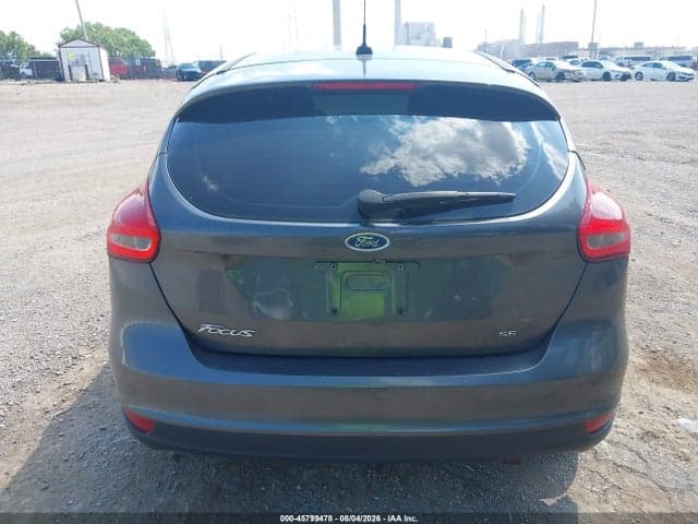 2017 FORD FOCUS SE 16