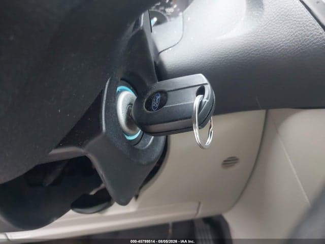 2017 FORD FOCUS SE 11