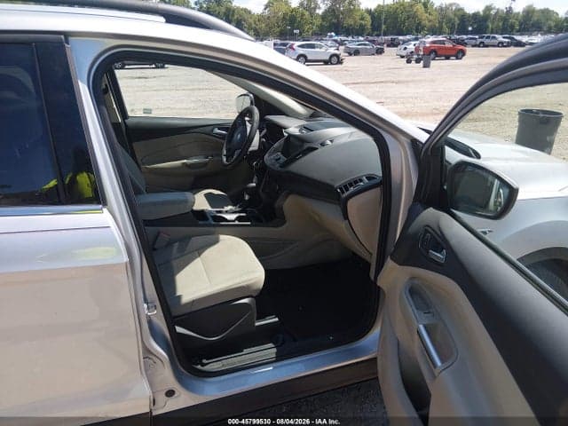 2017 FORD ESCAPE SE 5