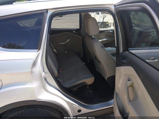 2017 FORD ESCAPE SE 8