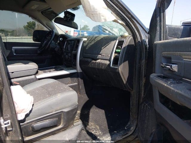 2017 RAM 2500 BIG HORN 4X4 6'4 BOX 5