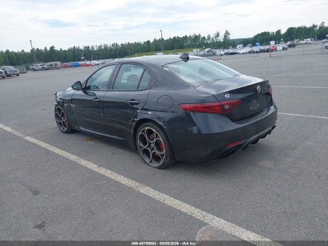 2023 ALFA ROMEO GIULIA VELOCE AWD 3
