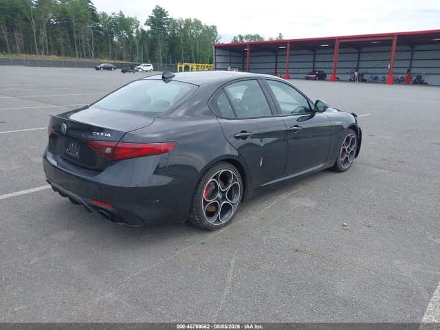 2023 ALFA ROMEO GIULIA VELOCE AWD 4