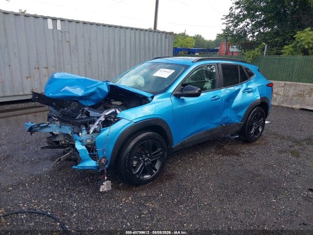 2025 CHEVROLET TRAX FWD ACTIV 2